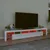 Produktbild 5 för Tv-bänk med LED-belysning vit högglans 230x36,5x40 cm